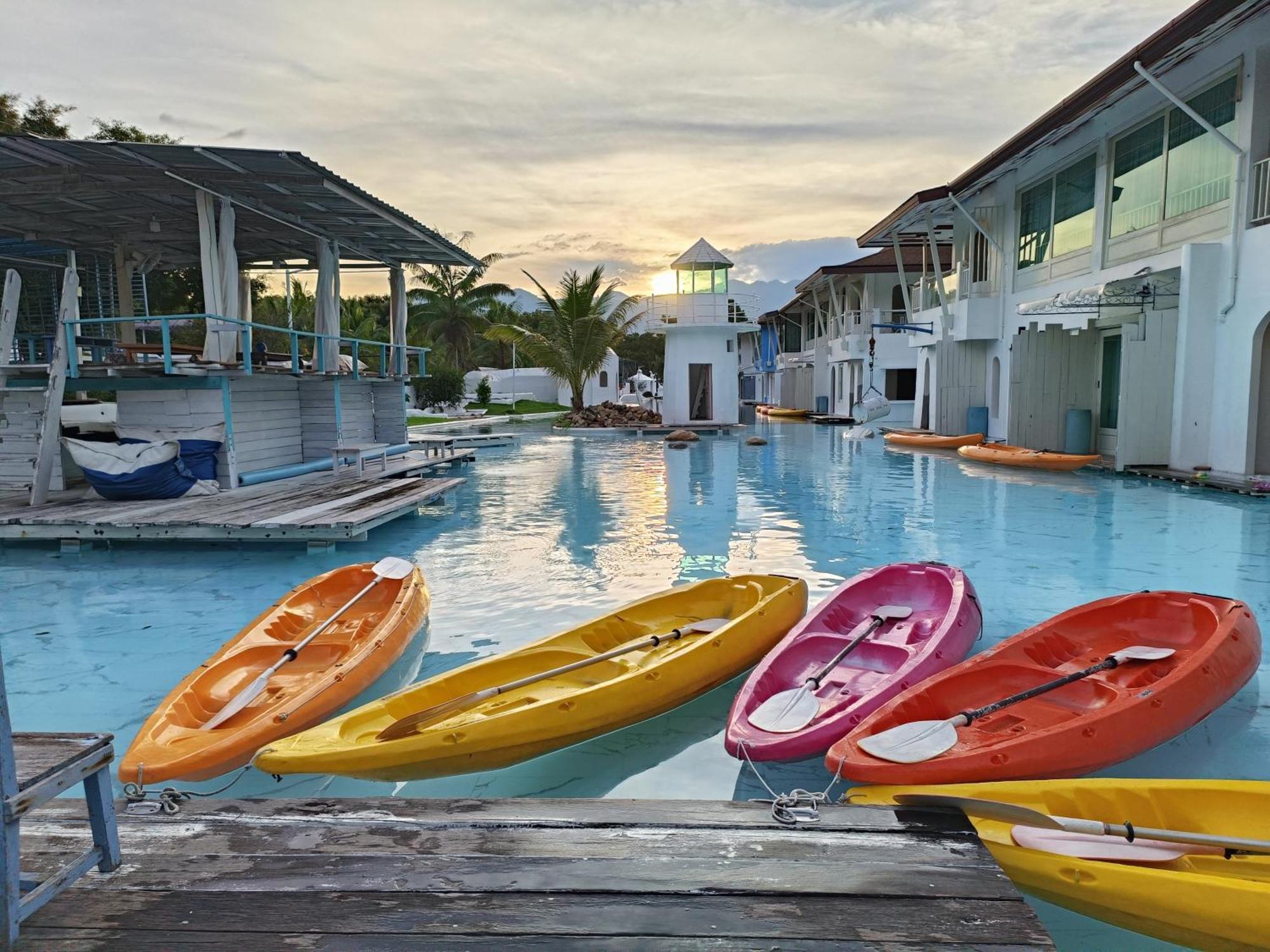 The Oia Pai Resort Exterior photo